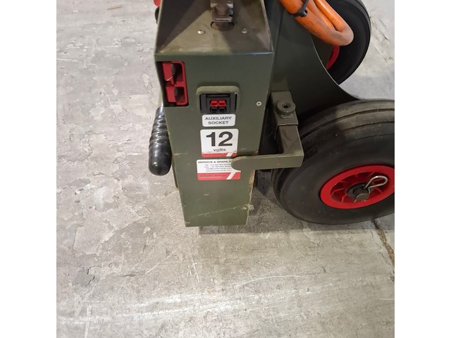 Startbooster op transportwagen, powervamp, nato 200 - afbeelding 8 van  9