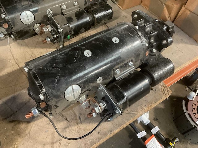 Startmotor - afbeelding 1 van  5