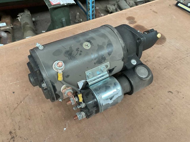 Startmotor - afbeelding 2 van  4