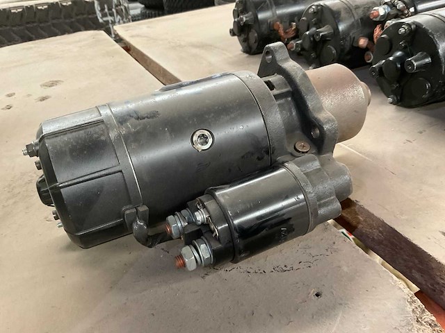 Startmotor - afbeelding 1 van  2