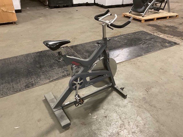 Startrac spinningbike - afbeelding 1 van  5