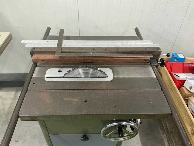 Startrite tilt-arbor tafelcirkelzaagmachine - afbeelding 6 van  6