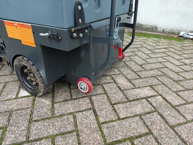 Starvox - 2025 - 1260 - zelfrijdende veegmachine - afbeelding 6 van  21