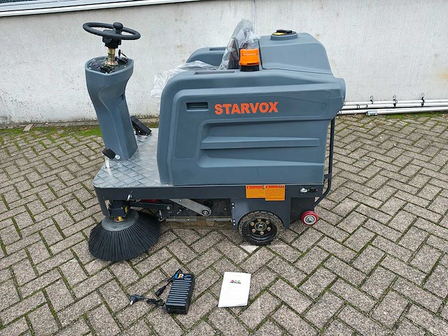 Starvox - 2025 - 1260 - zelfrijdende veegmachine - afbeelding 12 van  21