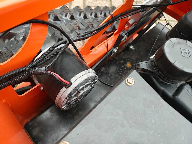 Starvox - sv-750 - grasmaaier met afstandbediening - afbeelding 4 van  14