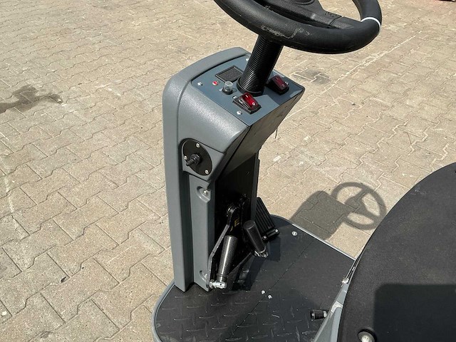 Starvox opzit schrobmachine/vloerreiniger - afbeelding 3 van  17