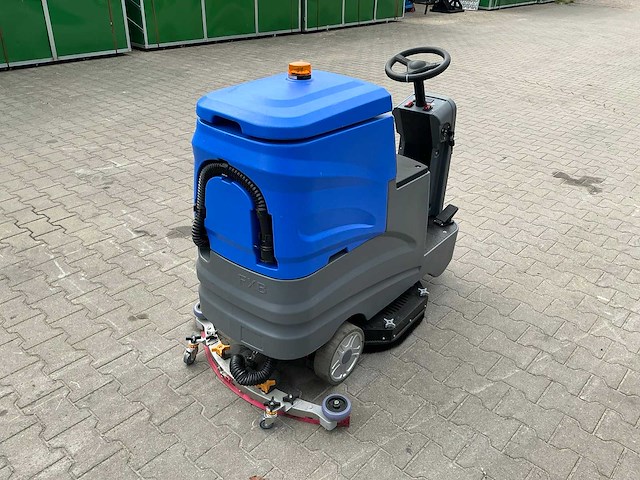 Starvox opzit schrobmachine/vloerreiniger - afbeelding 12 van  17