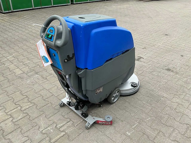 Starvox schrobmachine / vloerreiniger - afbeelding 13 van  16