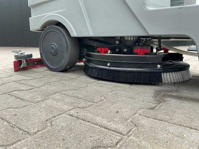 Starvox zelfrijdende schrobmachine / vloerreiniger - afbeelding 9 van  20