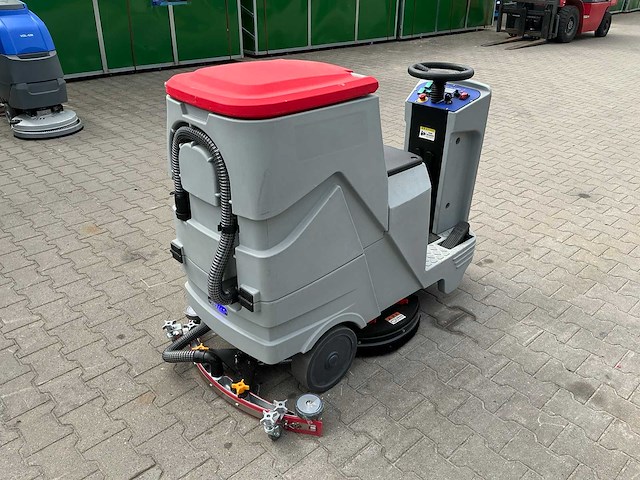Starvox zelfrijdende schrobmachine / vloerreiniger - afbeelding 19 van  20
