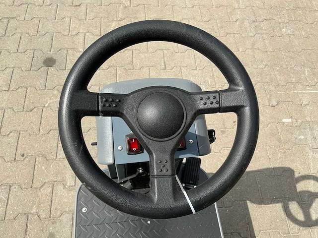 Starvox zelfrijdende schrobmachine / vloerreiniger - afbeelding 3 van  3