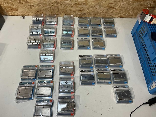 Starx & axa partij diverse scharnieren (66x) - afbeelding 12 van  20