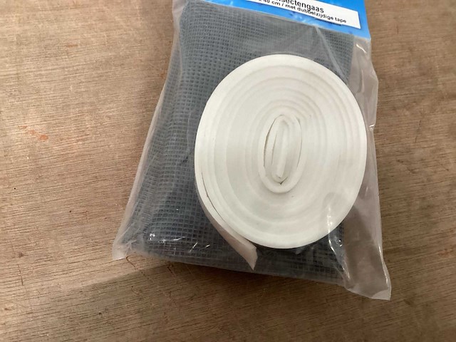 Starx insectengaas 40x40 cm met tape (36x) - afbeelding 2 van  2