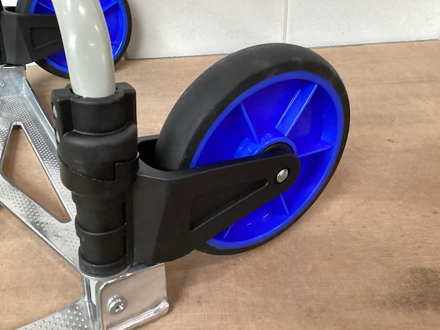 Starx opvouwbare steekwagen 150kg - afbeelding 4 van  5