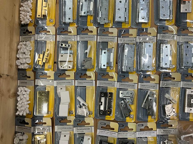 Starx partij divers beslag (125x) - afbeelding 2 van  16