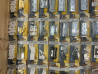 Starx partij divers beslag (125x) - afbeelding 2 van  16