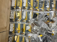 Starx partij divers beslag (125x) - afbeelding 3 van  16