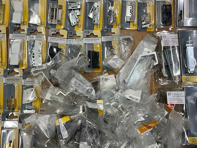 Starx partij divers beslag (125x) - afbeelding 4 van  16