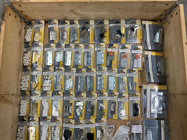 Starx partij divers beslag (125x) - afbeelding 9 van  16