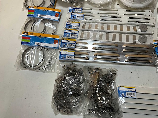 Starx partij diverse roosters en toebehoren (52x) - afbeelding 3 van  13