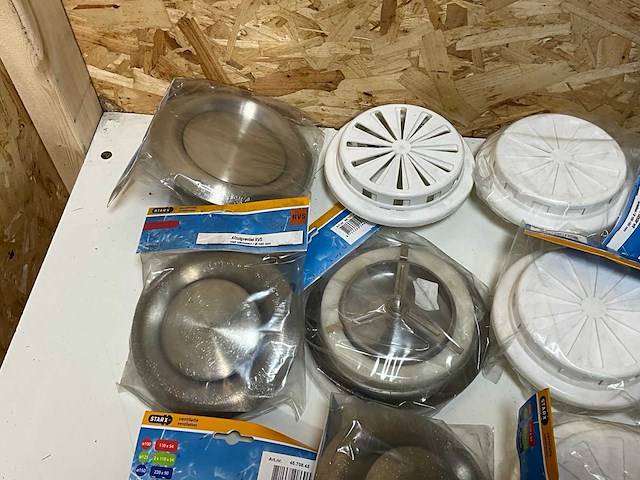 Starx partij diverse roosters en toebehoren (52x) - afbeelding 7 van  13