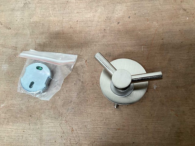 Starx rvs kapstokhaak, dubbel (180x) - afbeelding 1 van  5