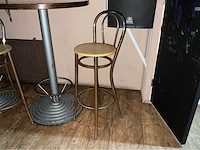 Statafel en barstoel (2x) - afbeelding 2 van  3