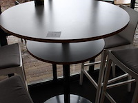 Statafel met 4 krukken. doorsnede 90 cm. hoogte 116 cm. - afbeelding 3 van  5