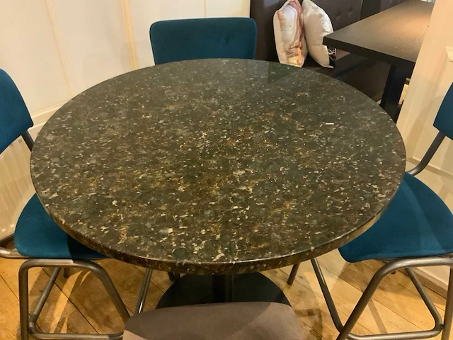 Statafel met 4 stoelen (2x) - afbeelding 4 van  4