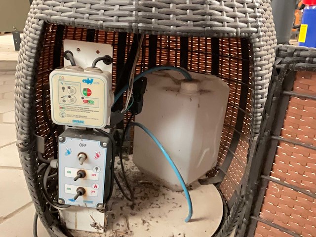 Statafel met meerdere functies - afbeelding 2 van  8