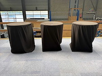 Statafel met rok (3x) - afbeelding 1 van  3