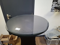 Statafel met rok en glasplaat - afbeelding 2 van  2