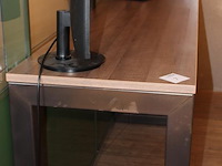 Statafel met zwaar metalen onderstel. afmeting 200 x 60 x 103 cm. - afbeelding 2 van  3