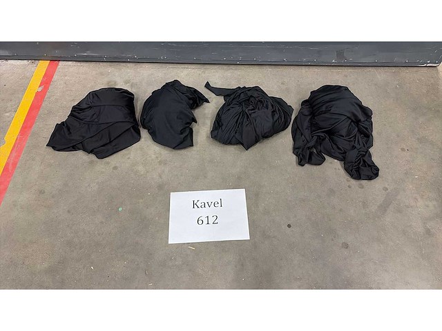 Statafel rok zwart (4x) - afbeelding 1 van  1