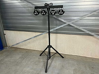 Statief met led spots aan dmx bar - afbeelding 1 van  6