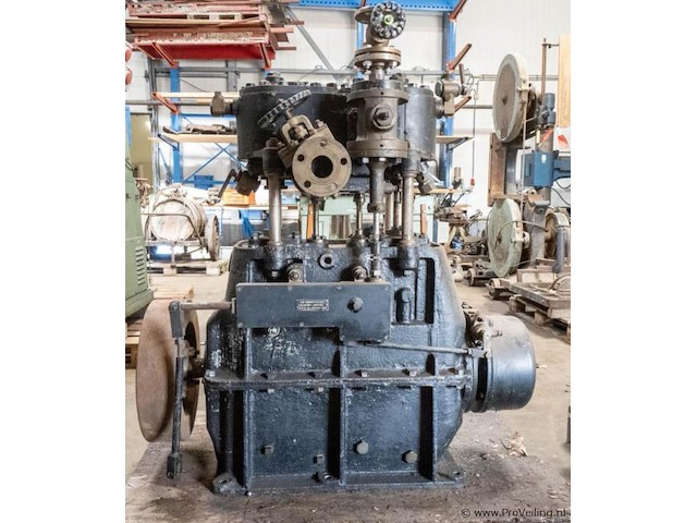 Stationaire brown stoommotor - afbeelding 2 van  5