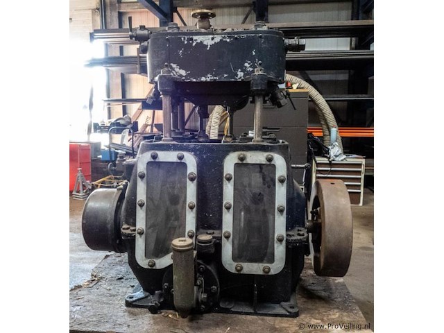 Stationaire brown stoommotor - afbeelding 3 van  5