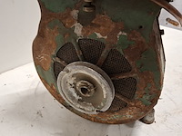 Stationaire motor 2 cilinder, bernard, w10 - afbeelding 4 van  17