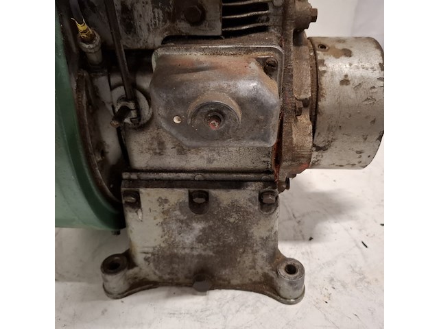 Stationaire motor 2 cilinder met vertraging, bernard, 110 tc - afbeelding 2 van  17