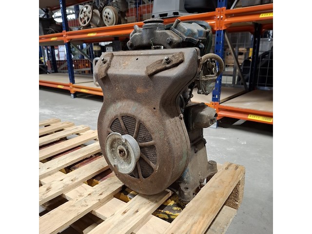 Stationaire motor 2 clinder, bernard, f 110 - afbeelding 6 van  8