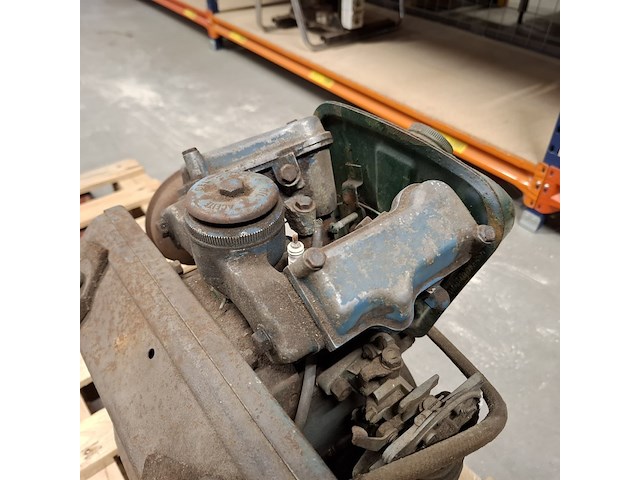Stationaire motor 2 clinder, bernard, f 110 - afbeelding 8 van  8