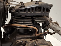 Stationaire motor met vertraging en slinger - afbeelding 5 van  14
