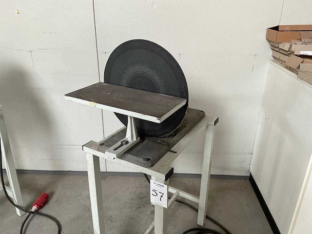 Stationaire schuurmachine - afbeelding 1 van  6