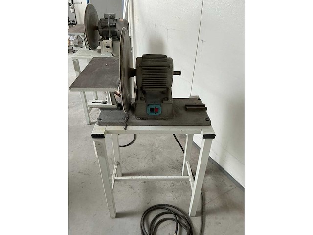 Stationaire schuurmachine - afbeelding 3 van  6