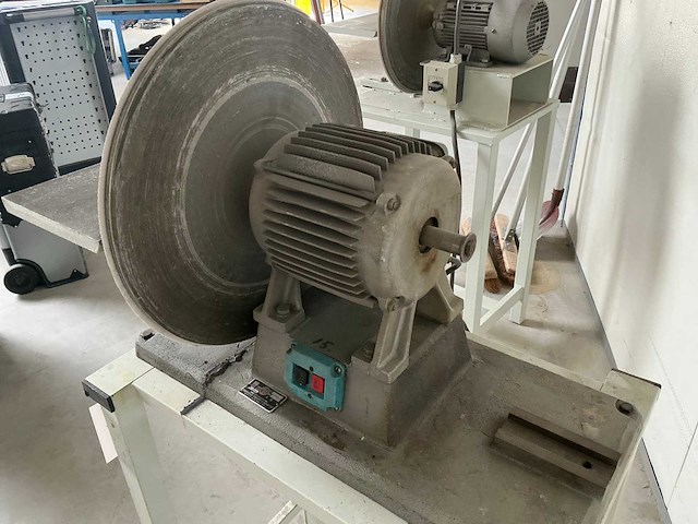 Stationaire schuurmachine - afbeelding 4 van  6