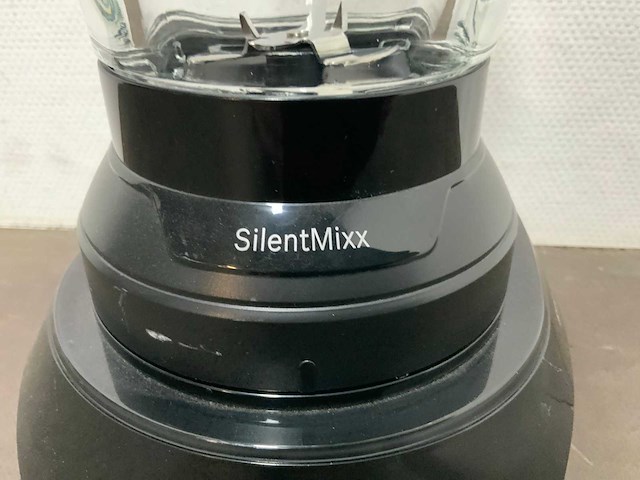 Staub, sürel, braadpannen en bosch silentmixx blender (3x) - afbeelding 8 van  16