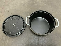Staub, sürel, braadpannen en bosch silentmixx blender (3x) - afbeelding 12 van  16