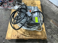 Staubli - staubli ts80 - cs8c - robotic loader - 2017 - afbeelding 2 van  5
