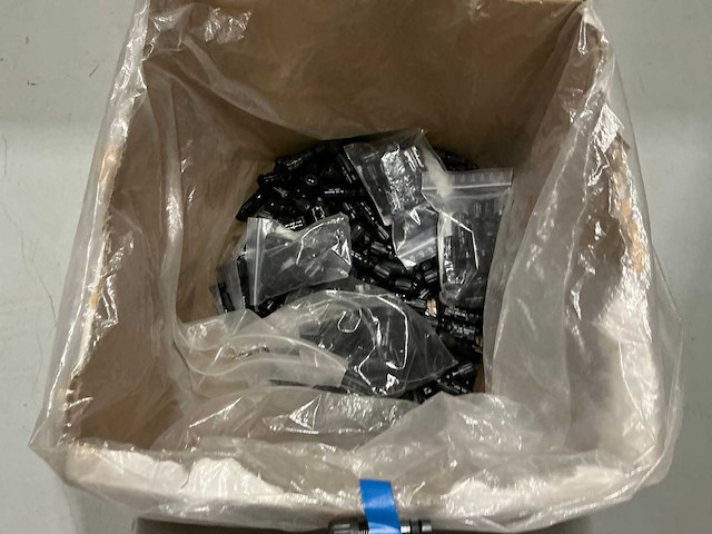 Staubli partij connectoren - afbeelding 2 van  4