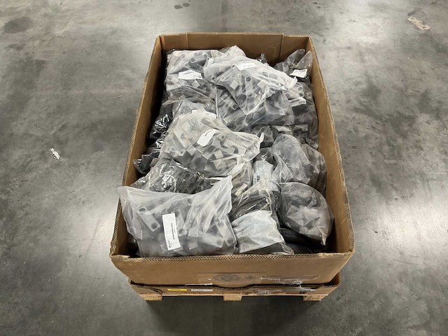 Stauff / mixed - partij hydrauliek klemmen/onderdelen - afbeelding 8 van  8